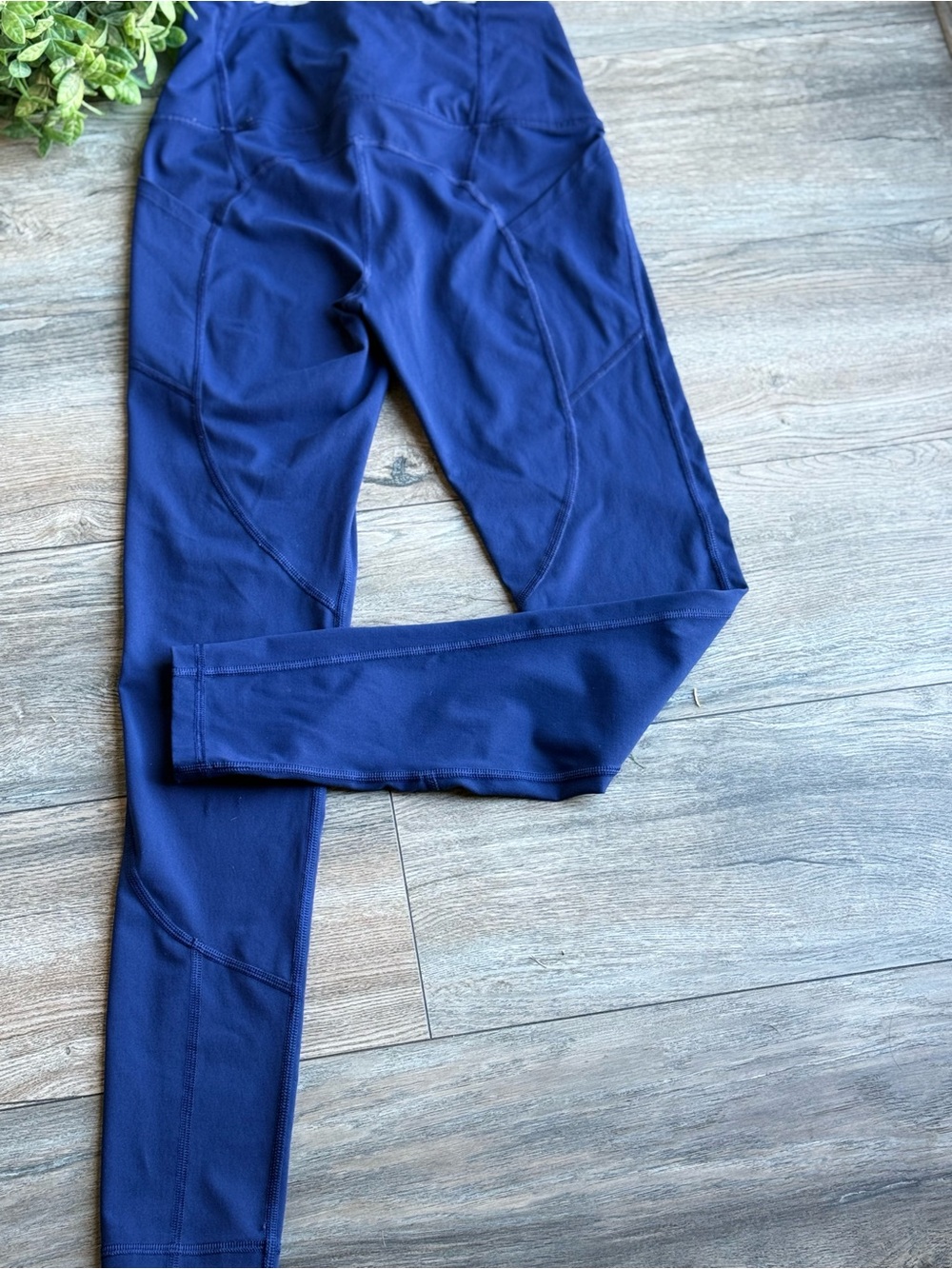 Victoria's Secret Navy Leggings - Athletic Stretch